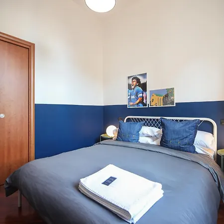 Couette-café Salotto Borbonico 2*