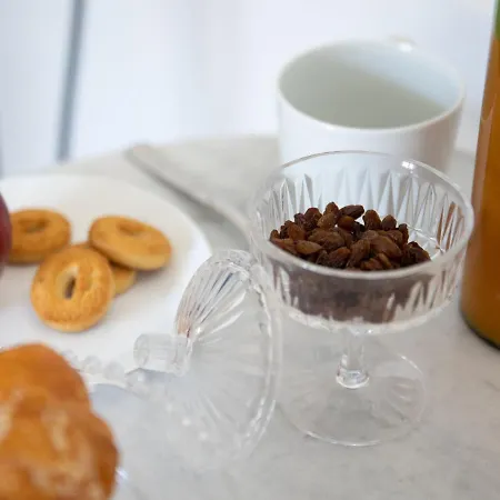 Salotto Borbonico Alojamento de Acomodação e Pequeno-almoço 2*