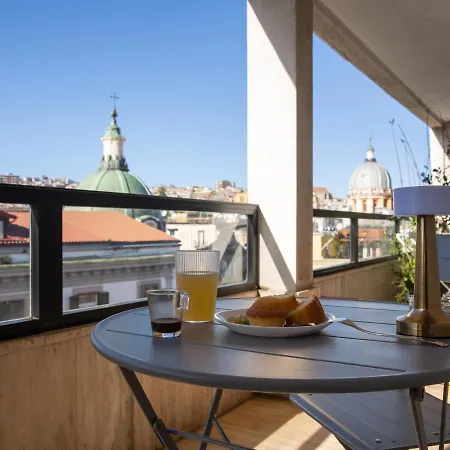 Alojamento de Acomodação e Pequeno-almoço Salotto Borbonico 2*