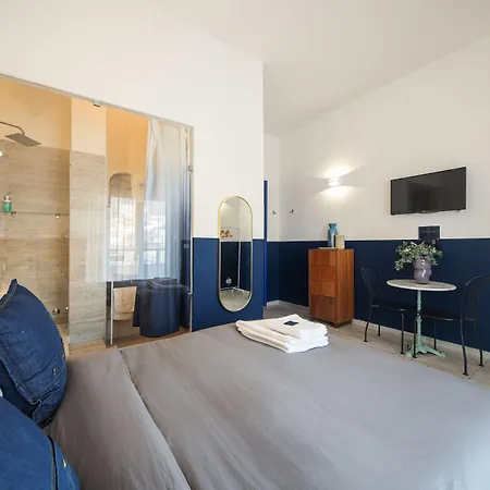 Salotto Borbonico B&B 4*