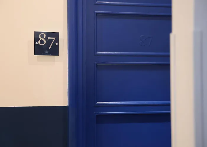 Bed and breakfast Salotto Borbonico 4*