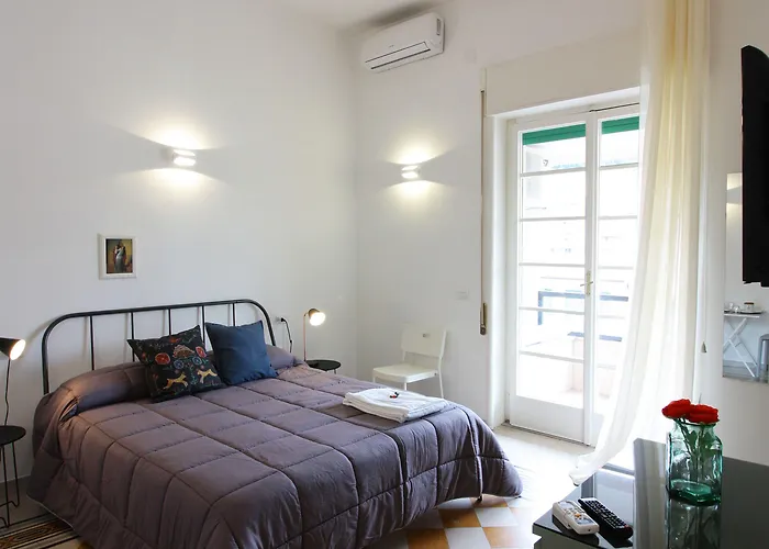 Bed and breakfast Salotto Borbonico 4*