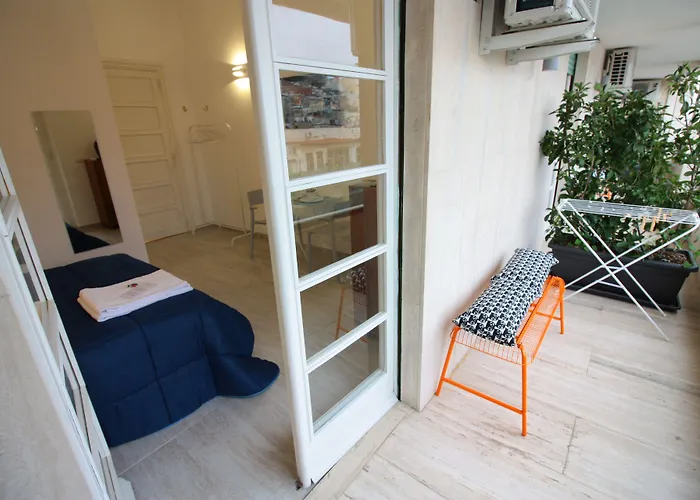 Salotto Borbonico Bed and breakfast Nápoles