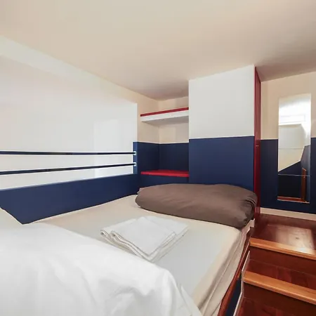 Salotto Borbonico Bed & Breakfast 4*