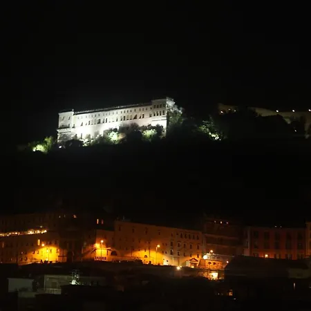 Frühstückspension Salotto Borbonico 4*